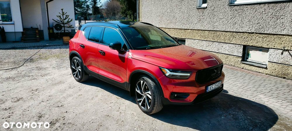 Volvo XC 40 T4 R-Design - 1