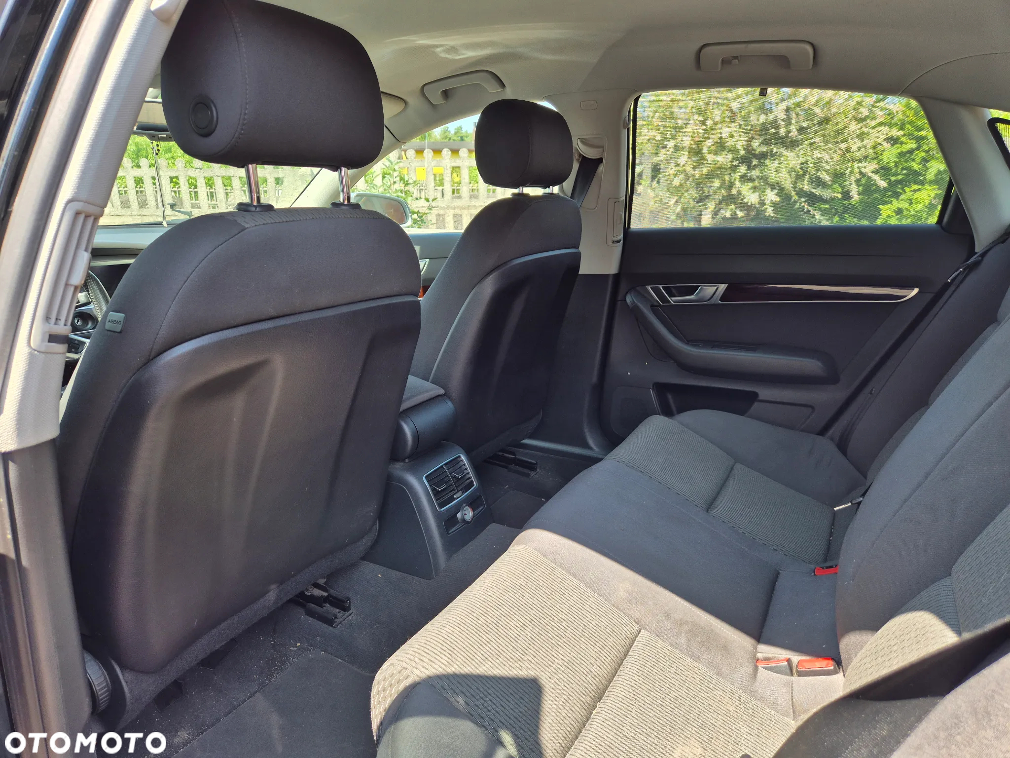 Audi A6 2.4 Multitronic - 8