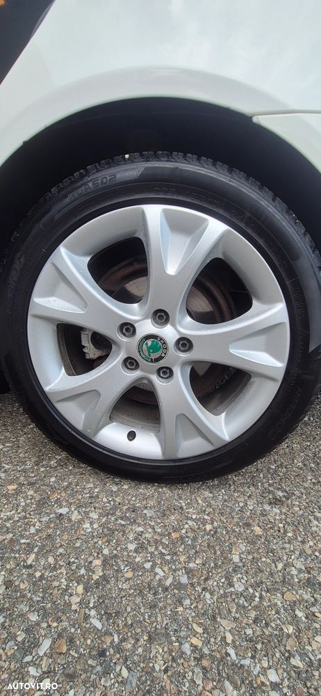 SKODA Octavia 2010 — imagine 5