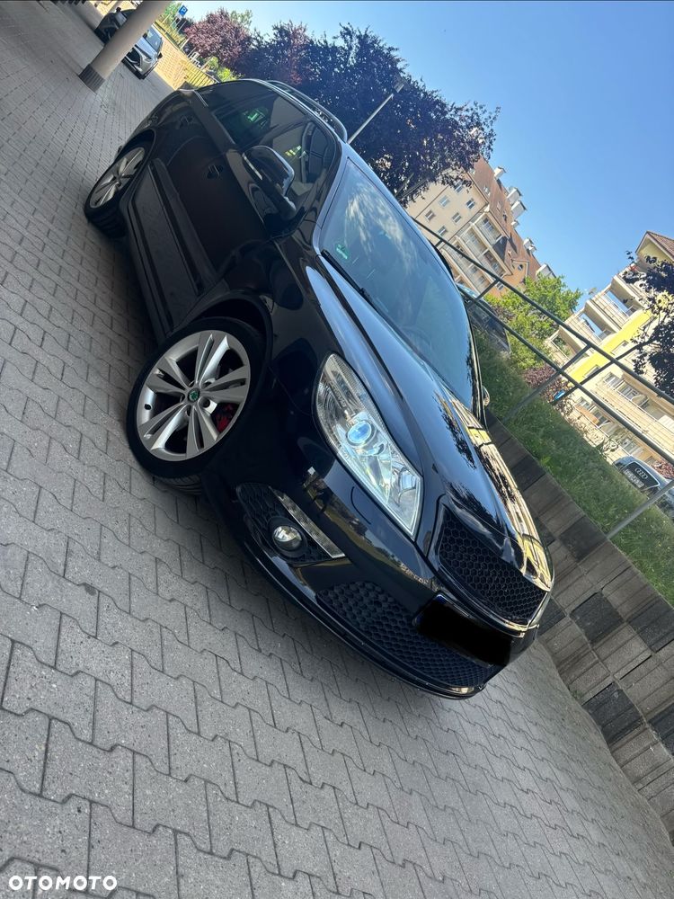 Skoda Octavia 2.0 TDI DPF RS - 2