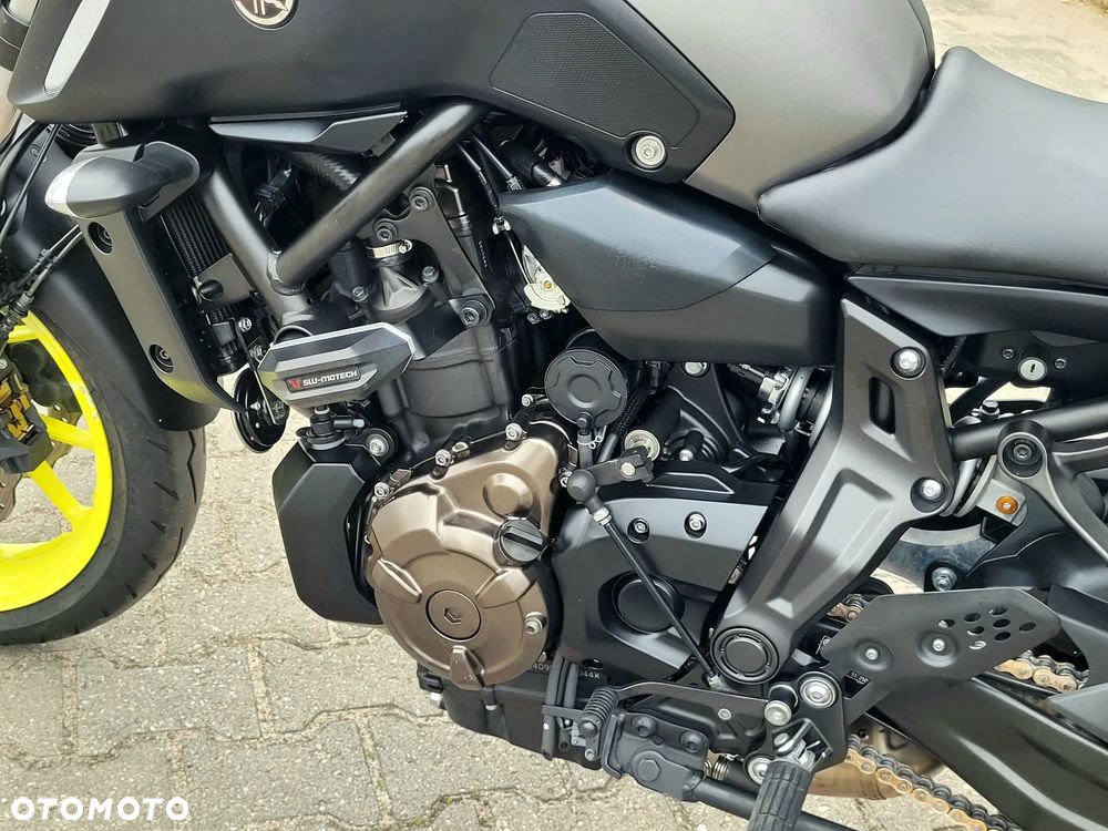 Yamaha MT - 9