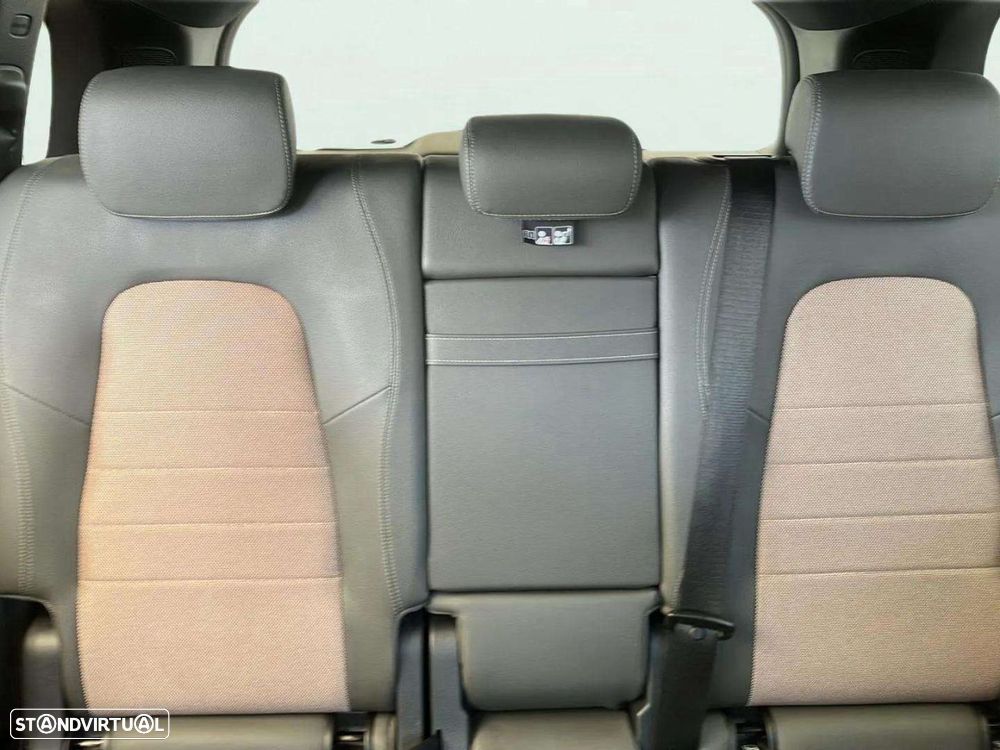 Mercedes-Benz EQB 300 4Matic Progressive - 16