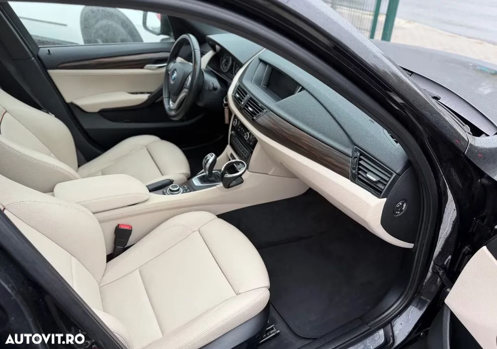 BMW X1 xDrive20d Aut. Sport Line - 12