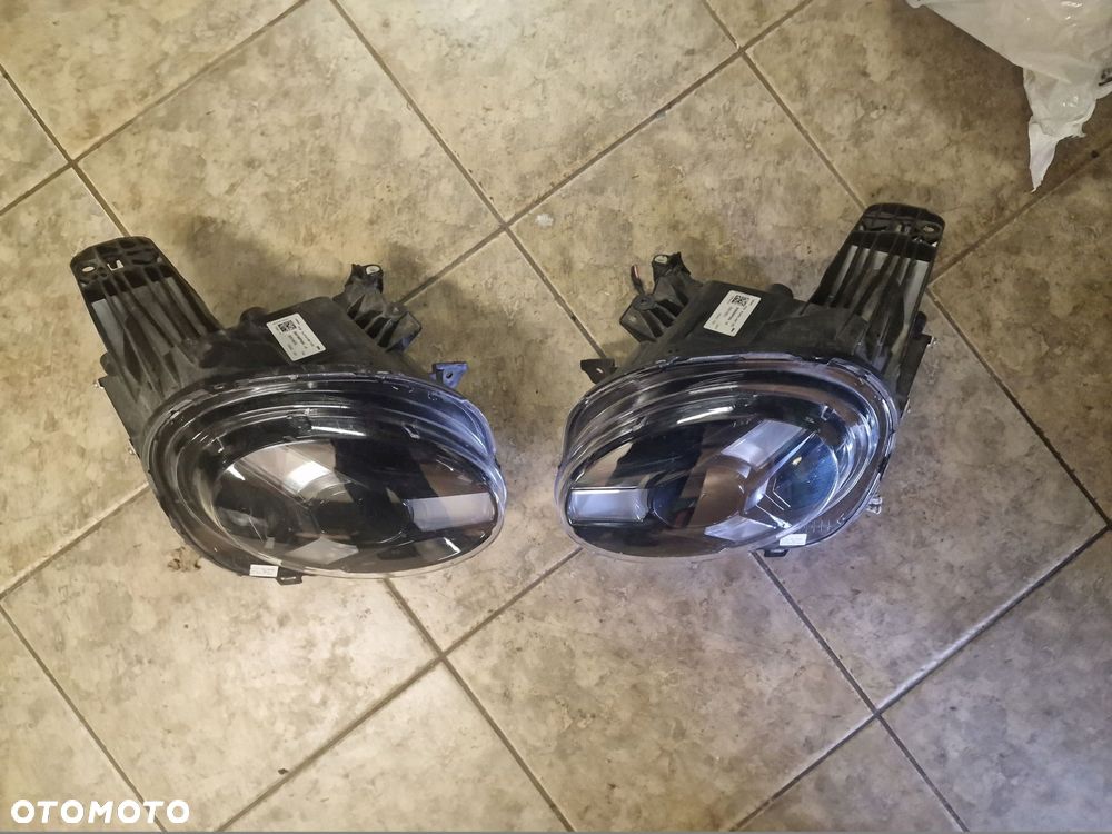 lampa przednia nissan juke ii f16 lift 260106pn0a 260606pn0a komplet - 2