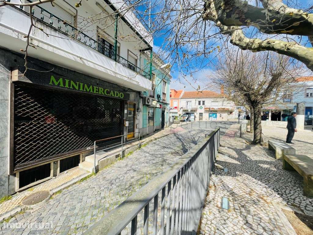 Loja para Arrendamento - Centro do Monte de Caparica - Grande imagem: 4/28