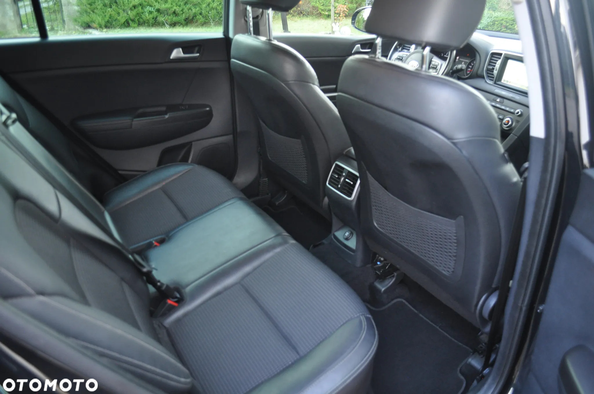 Kia Sportage 1.6 CRDI AWD Eco-Dynamics+ (48V M-H) DCT Black Edition - 18