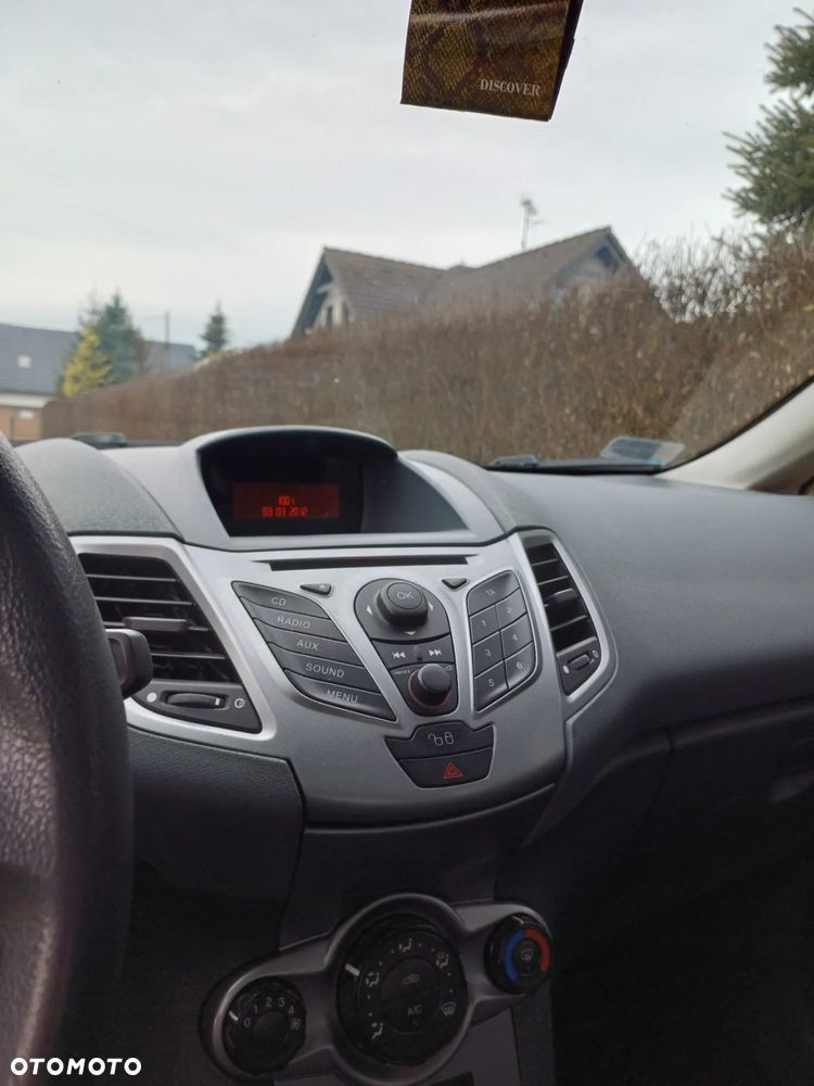 Ford Fiesta 1.4 TDCi Platinium X - 16