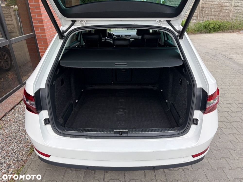 Skoda Superb - 36