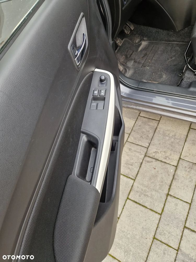 Suzuki Swift ver-1-2-premium-plus - 16