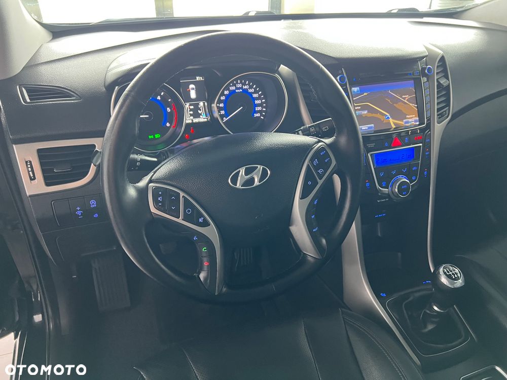 Hyundai i30 - 13