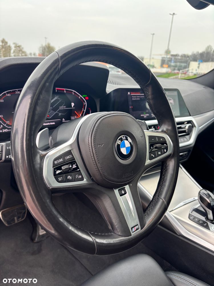 BMW Seria 3 330i xDrive M Sport sport - 13