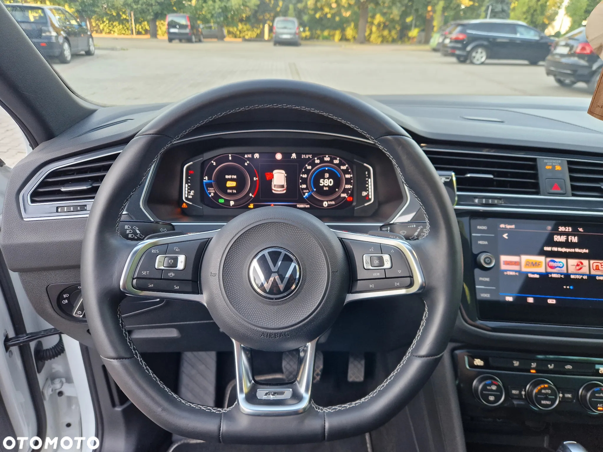 Volkswagen Tiguan 2.0 TDI SCR DSG R-Line - 10