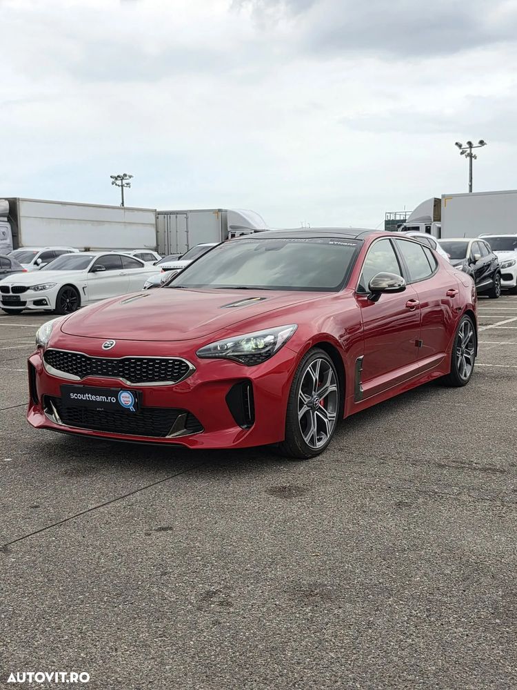 Kia Stinger 2.0 T-GDI RWD GT Line - 2
