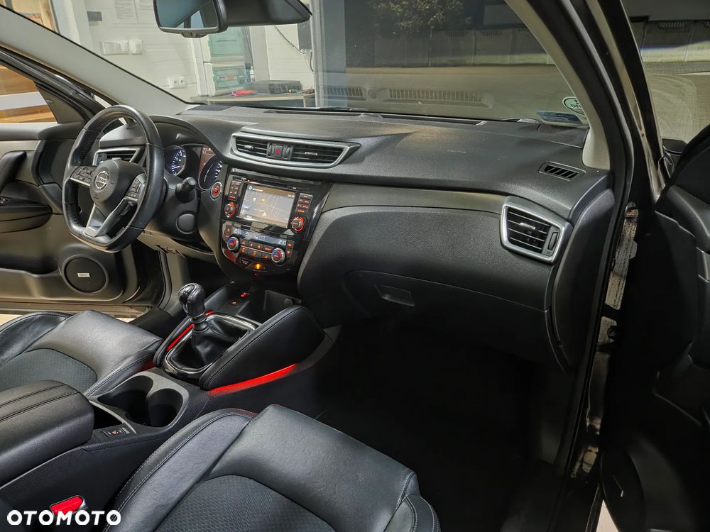 Nissan Qashqai 1.6 DIG-T Tekna - 21
