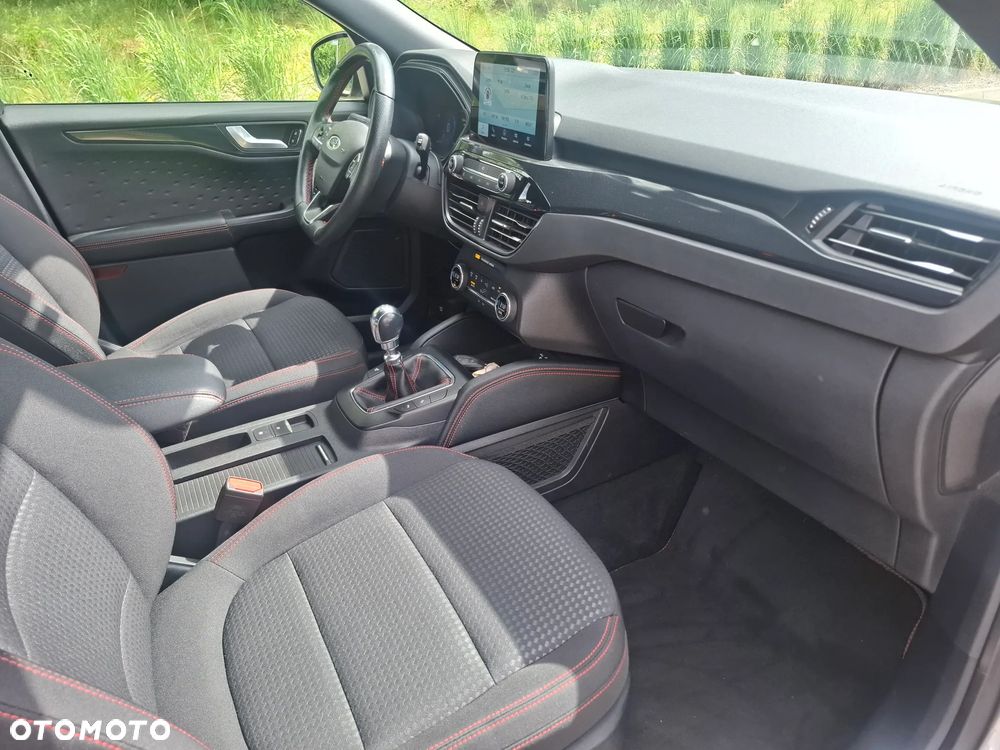 Ford Kuga 2.0 EcoBlue mHEV FWD ST-Line - 9