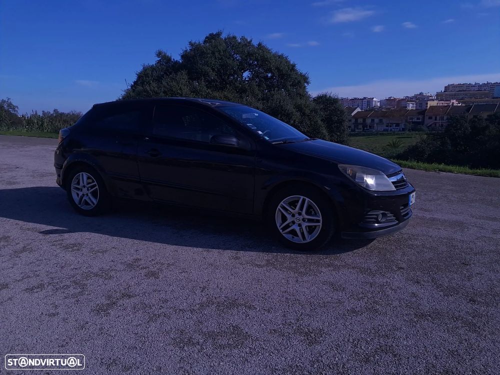 Opel Astra GTC 1.3 CDTI - 3