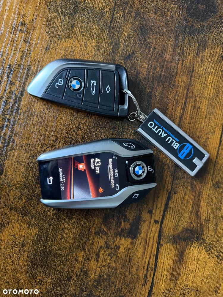 BMW Seria 3 320d xDrive Sport Line Shadow - 28