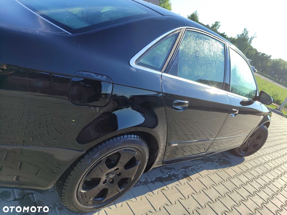 Audi A4 Limousine - 5