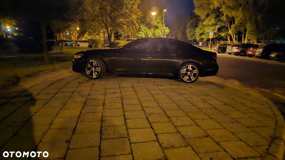 BMW Seria 7 750d xDrive - 40
