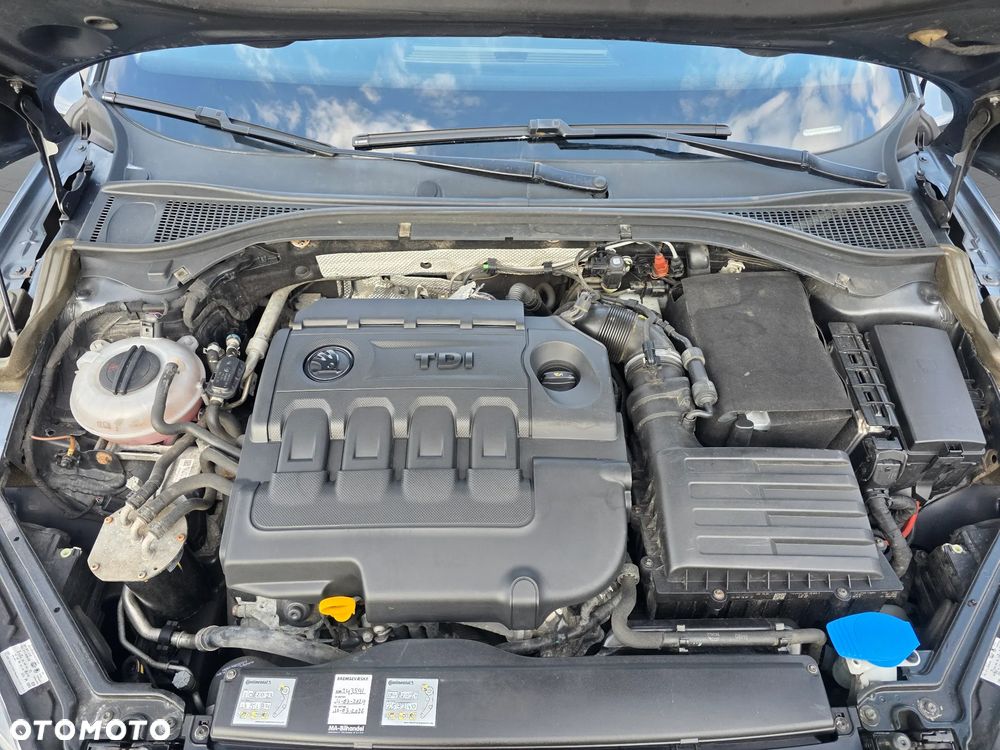 Skoda Superb 2.0 TDI Active DSG - 26