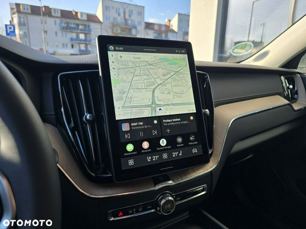 Volvo XC 60 T8 AWD Ultra Dark - 7