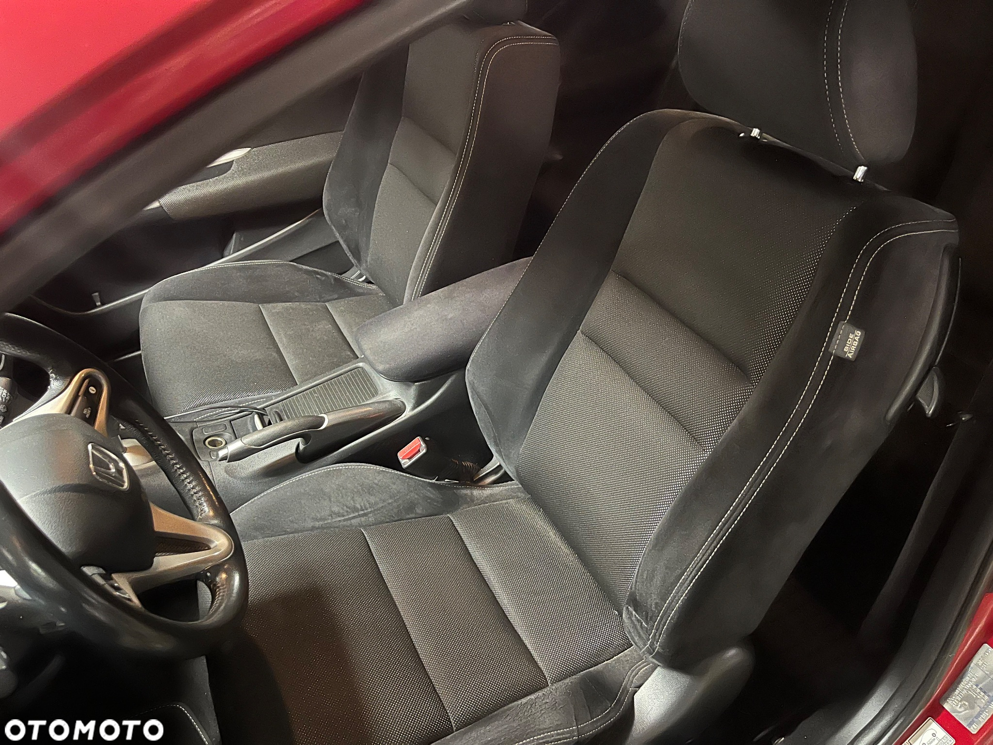 Honda Civic 1.8 LX Coupe - 6