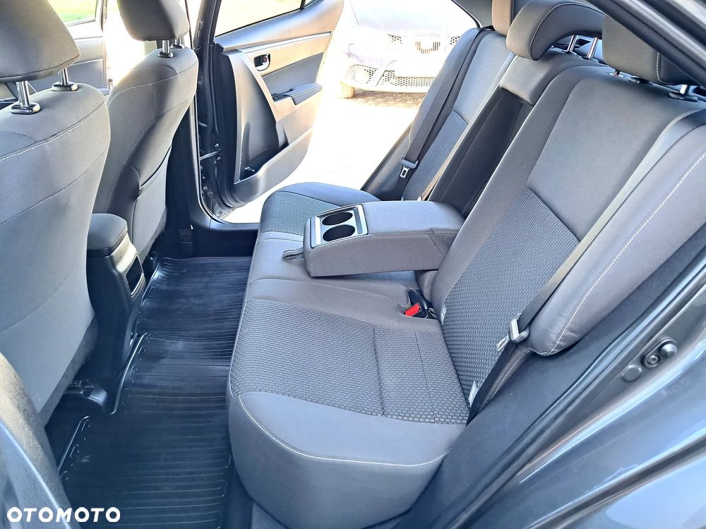 Toyota Corolla 1.6 Premium MS - 25