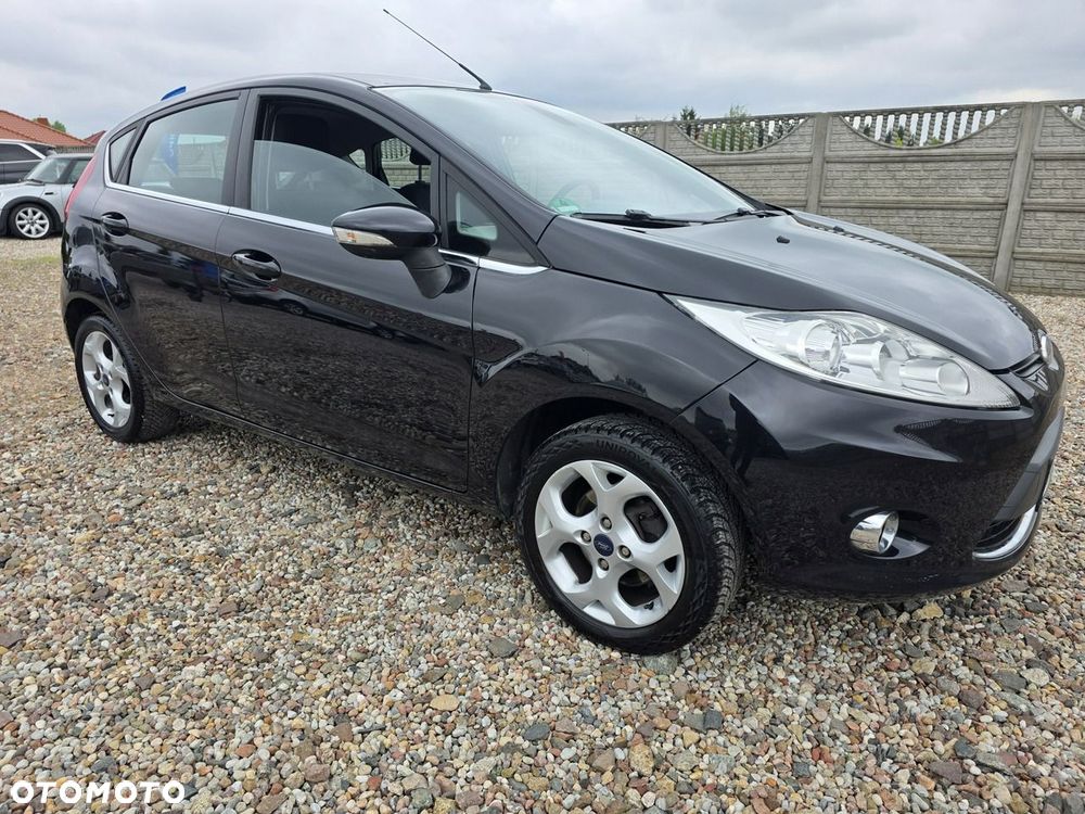 Ford Fiesta - 15