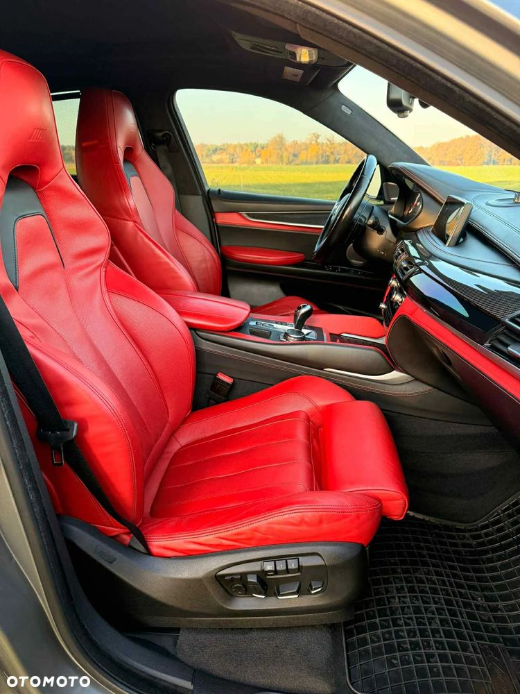 BMW X6M - 10