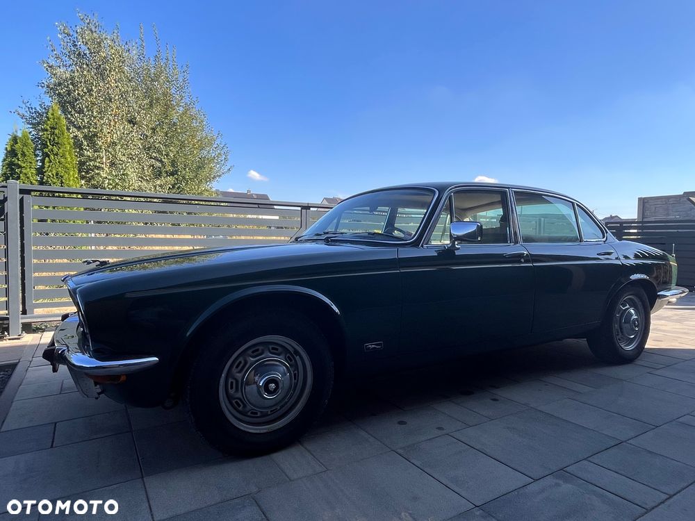 Jaguar XJ - 3