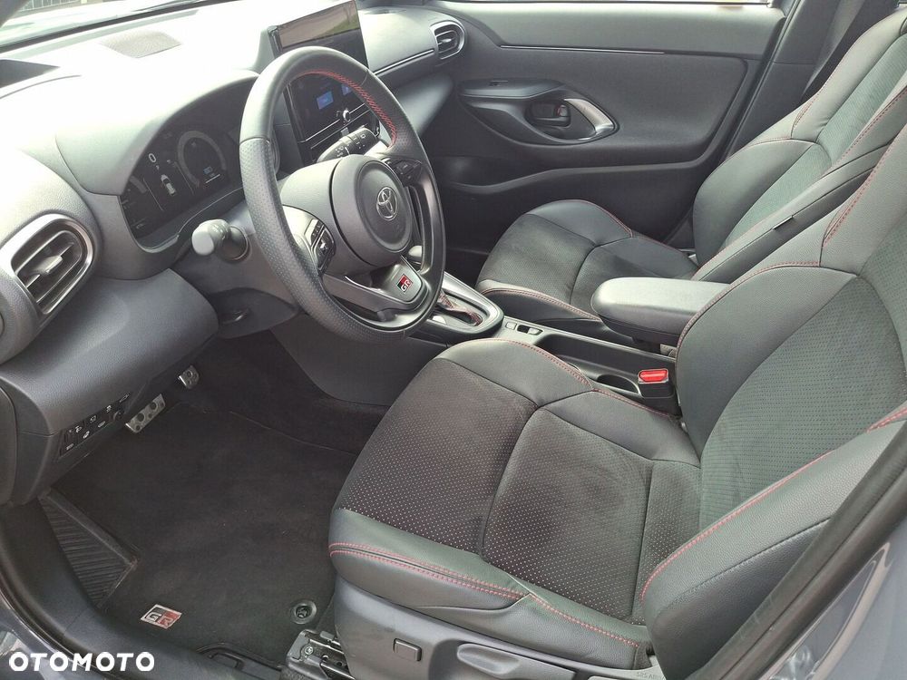 Toyota Yaris Cross Hybrid 1.5 GR Sport - 9