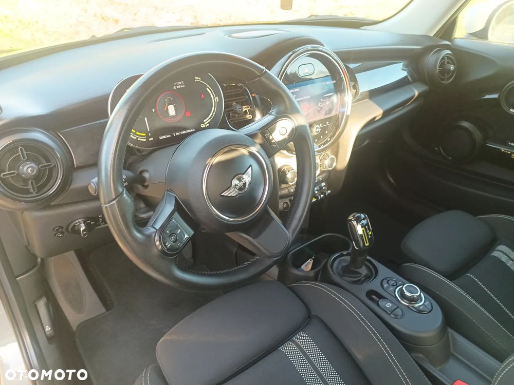 MINI Cooper SE - 26