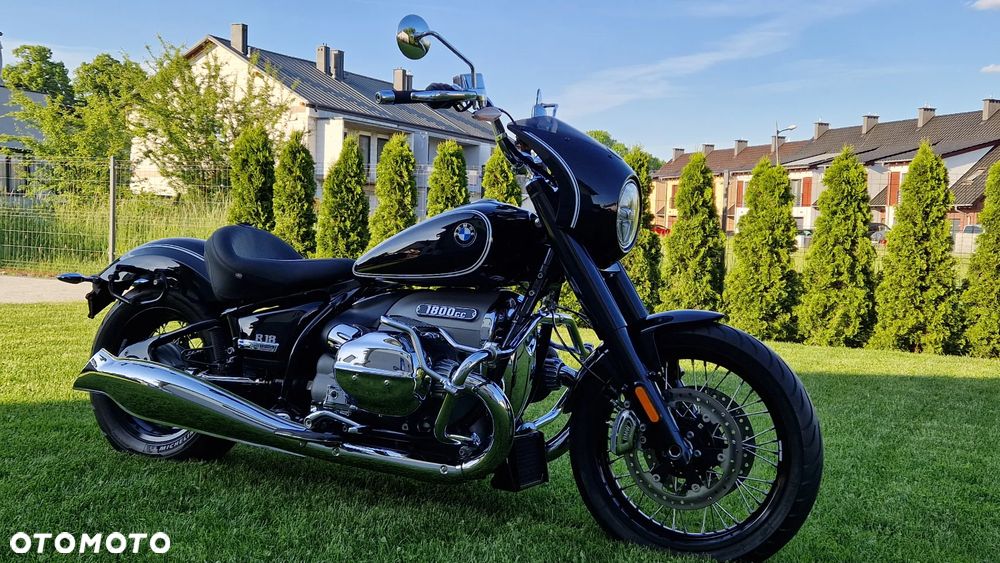 BMW R - 1