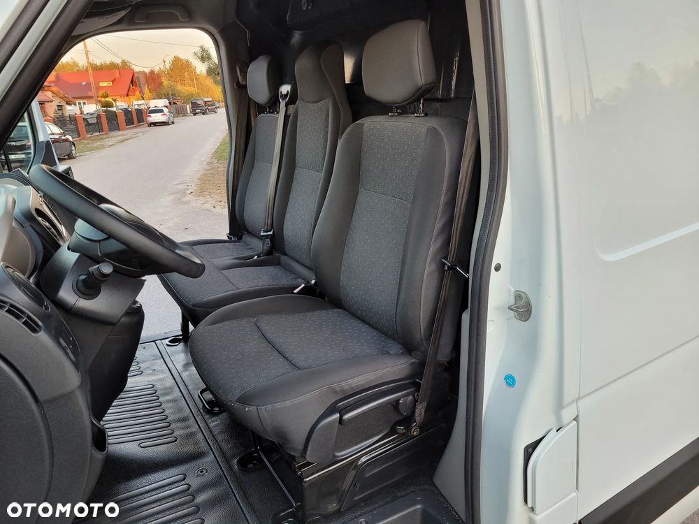 Renault Master - 22