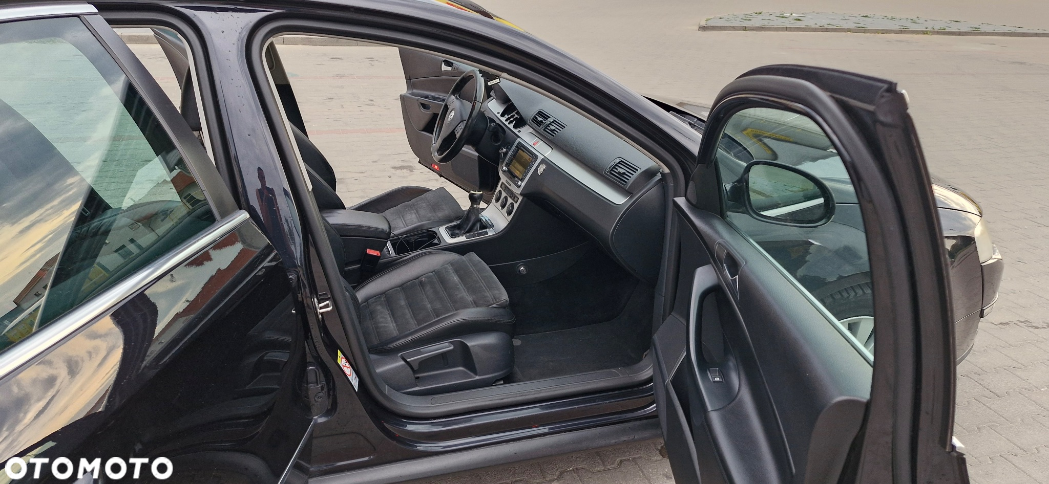 Volkswagen Passat 2.0 TDI Highline - 18