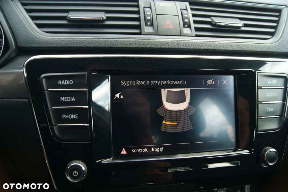 Skoda Superb 1.5 TSI ACT Style DSG - 18