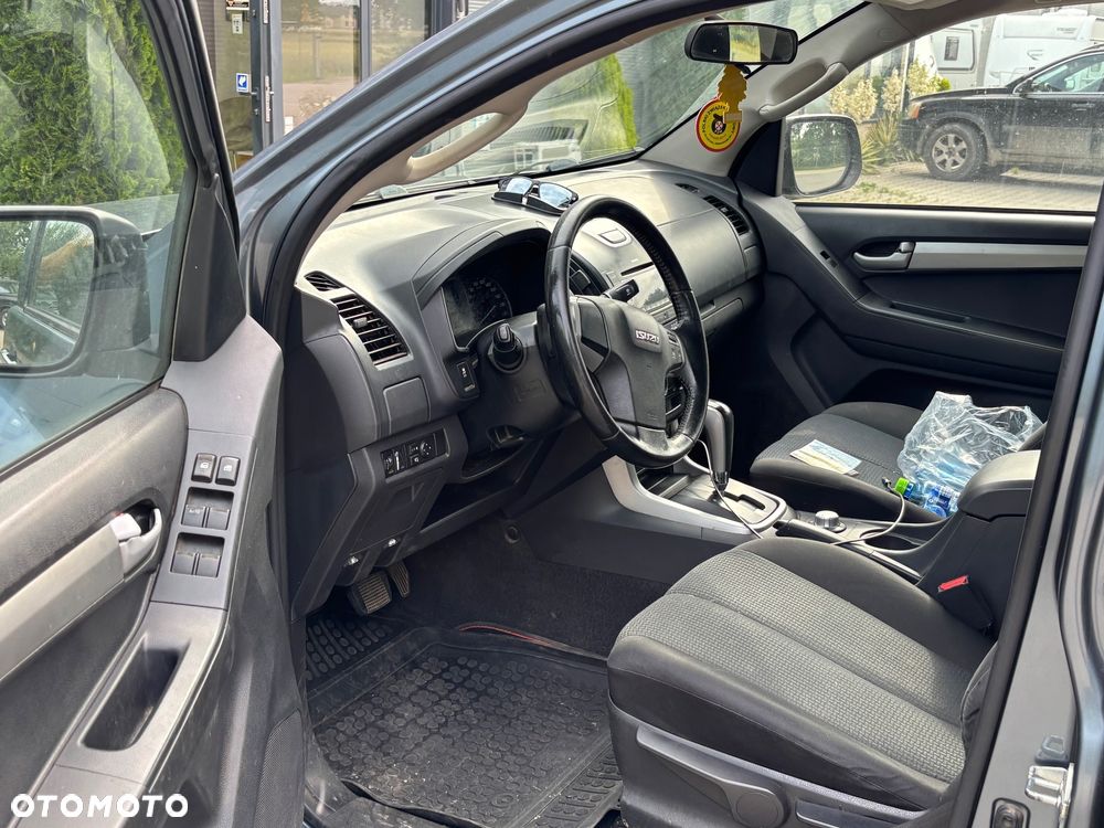 Isuzu D-Max 2.5 DC LSX Dark - 5
