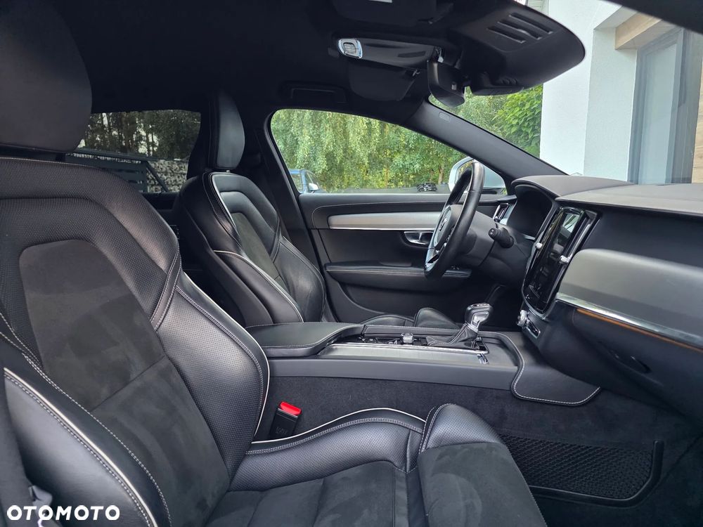 Volvo V90 D5 SCR AWD R-Design - 5
