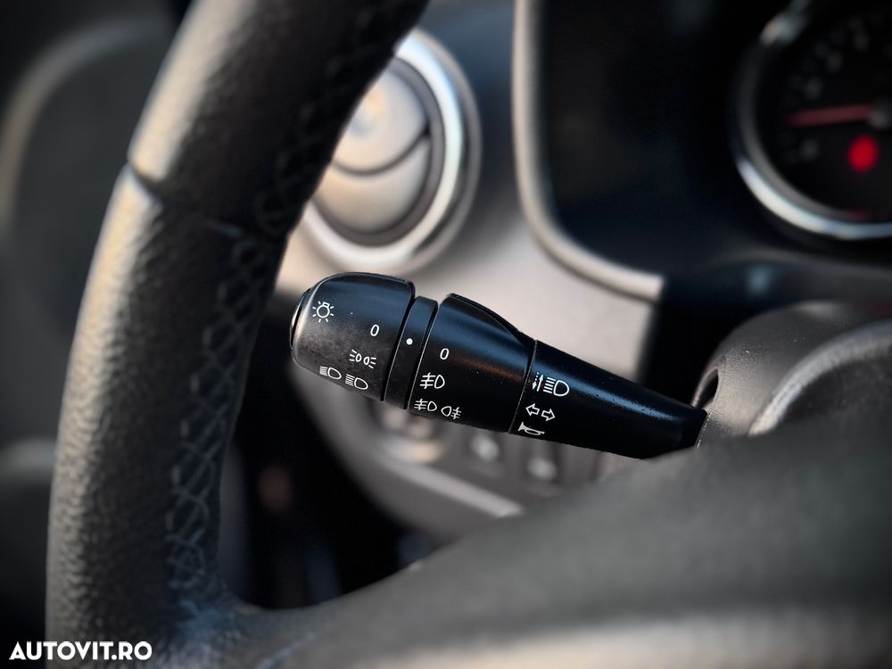 Dacia Logan TCe 90 Prestige - 22