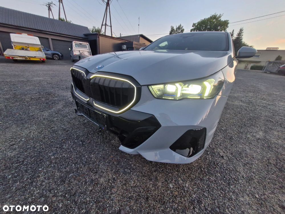BMW Seria 5 530e xDrive - 17