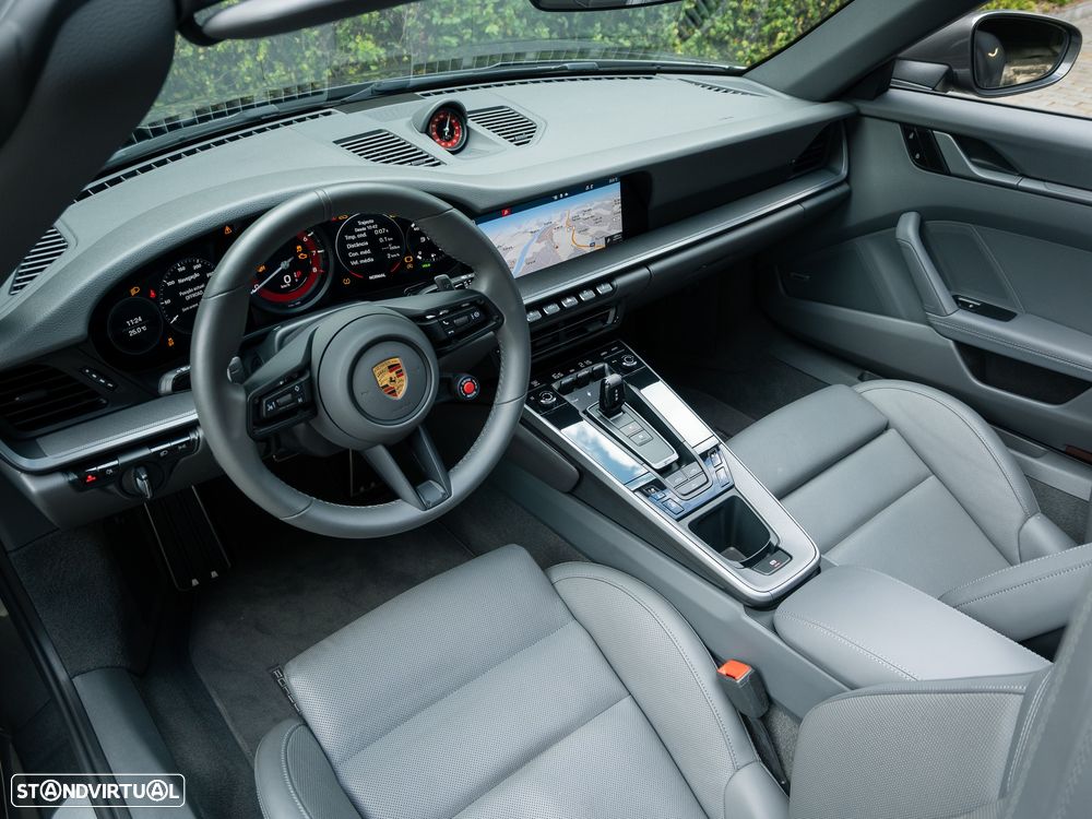 Porsche 911 (992) Carrera S PDK - 39