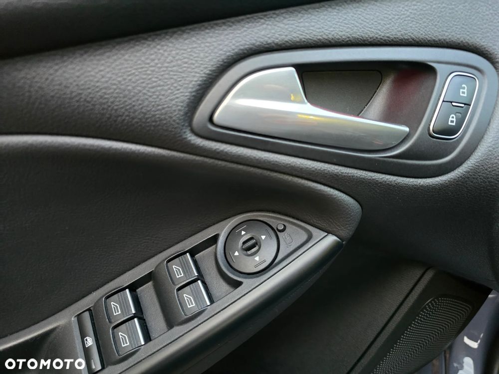 Ford Focus 2.3 EcoBoost RS - 19