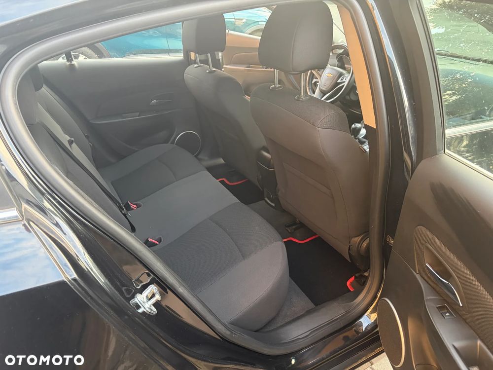 Chevrolet Cruze - 9