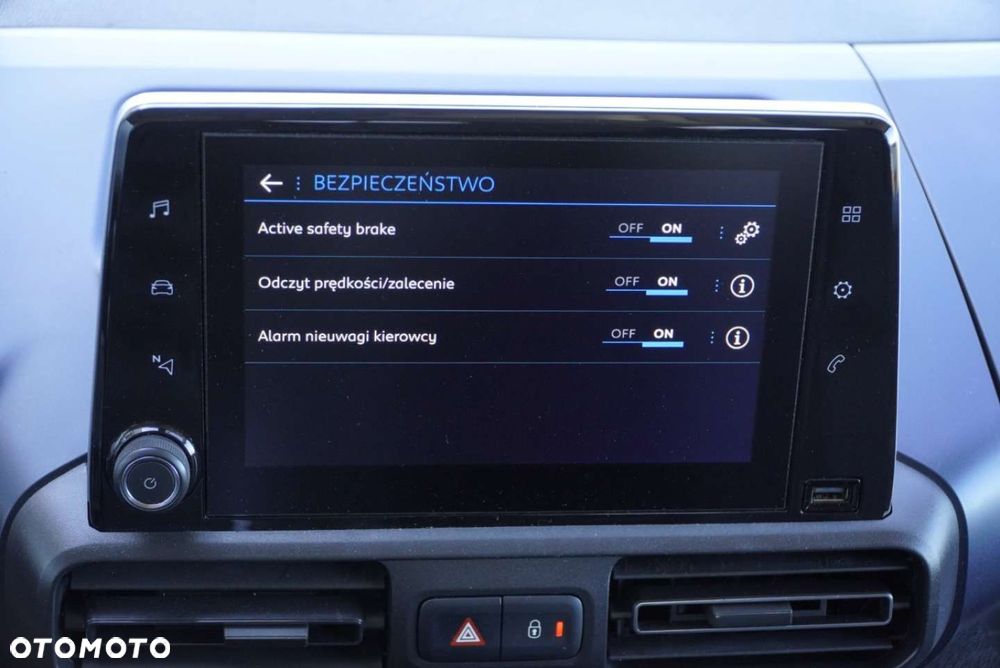 Peugeot Rifter 1.5 BlueHDI Allure S&S - 22