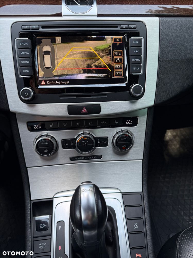 Volkswagen Passat 2.0 TDI 4Mot Highline DSG - 24