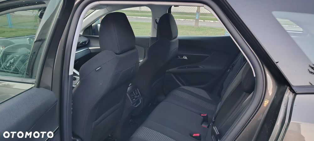 Peugeot 3008 - 22