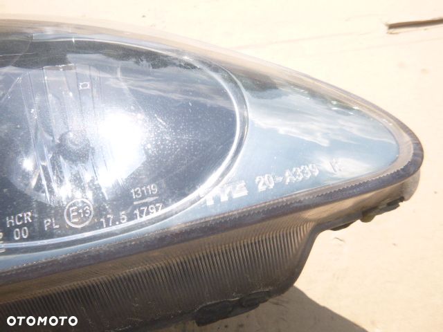 LAMPA PRAWY PRZÓD PRAWA PRZEDNIA HONDA CIVIC VII LIFT HB 5D 04-06 - 22