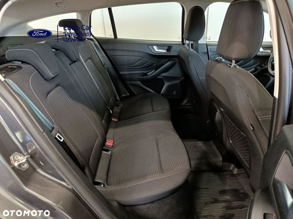 Ford Focus 1.0 EcoBoost mHEV Titanium - 28