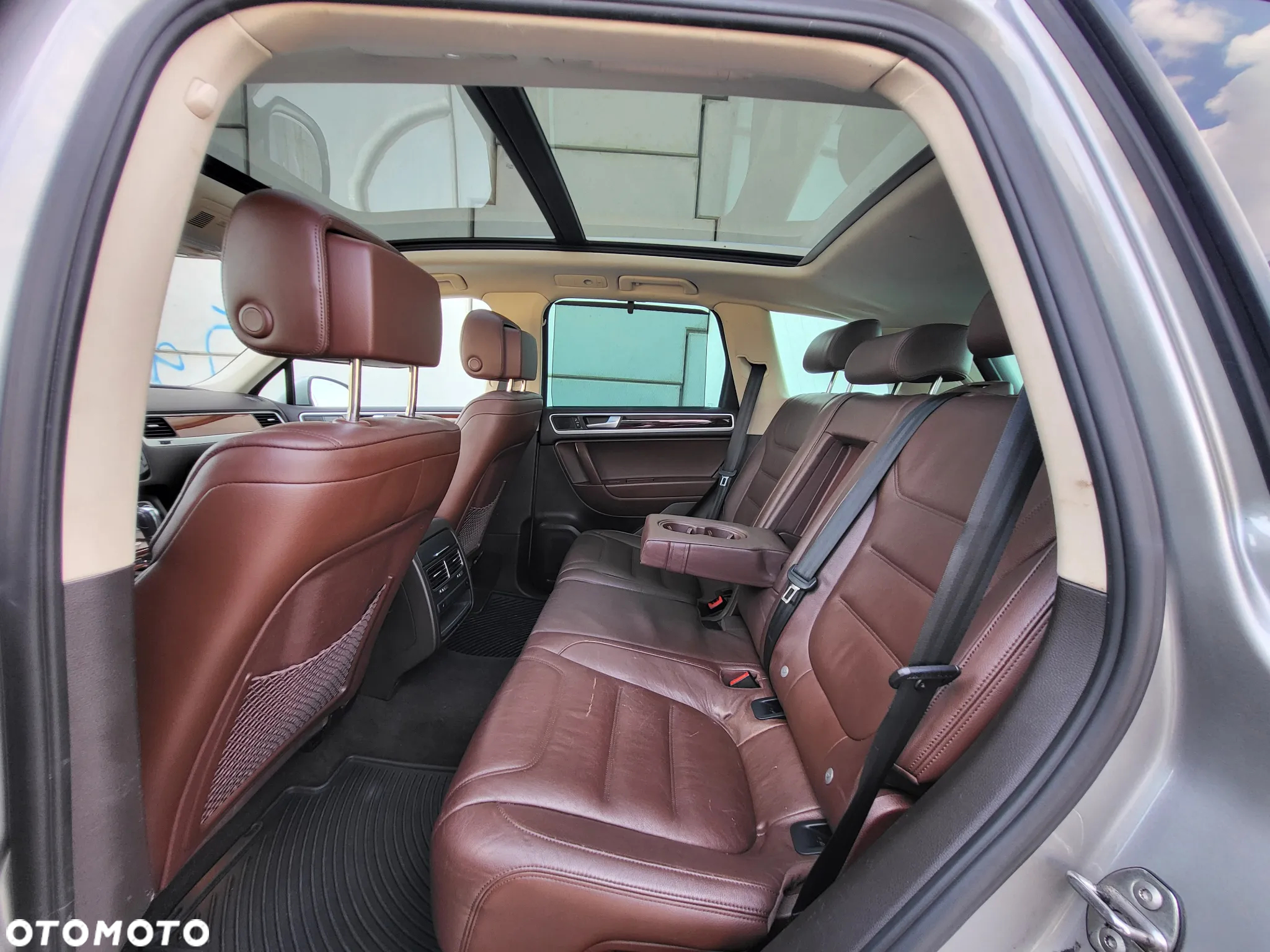 Volkswagen Touareg 3.0 Hybrid 4Motion Automatik - 27