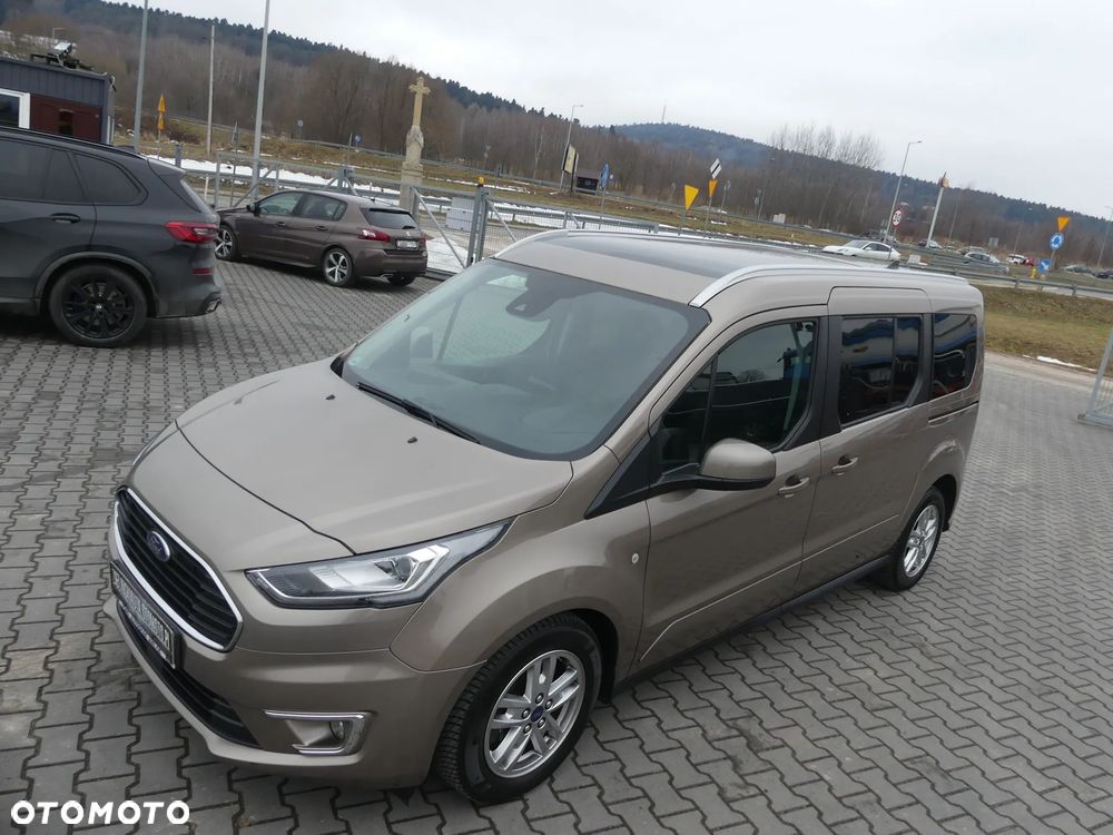 Ford Tourneo Connect - 17